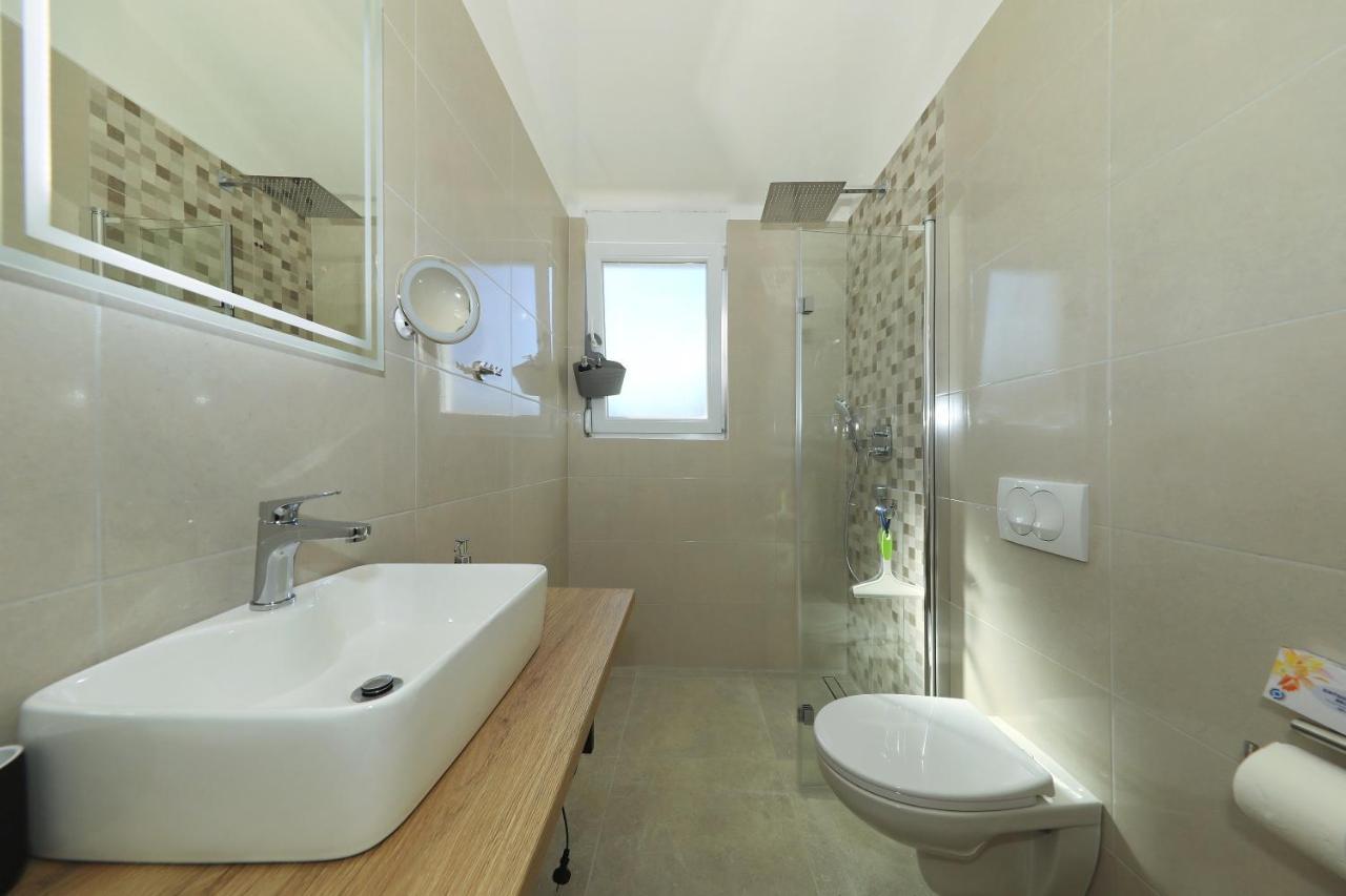 Apartment Gaby Божава Экстерьер фото